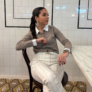 Meet your Posher, Gianina